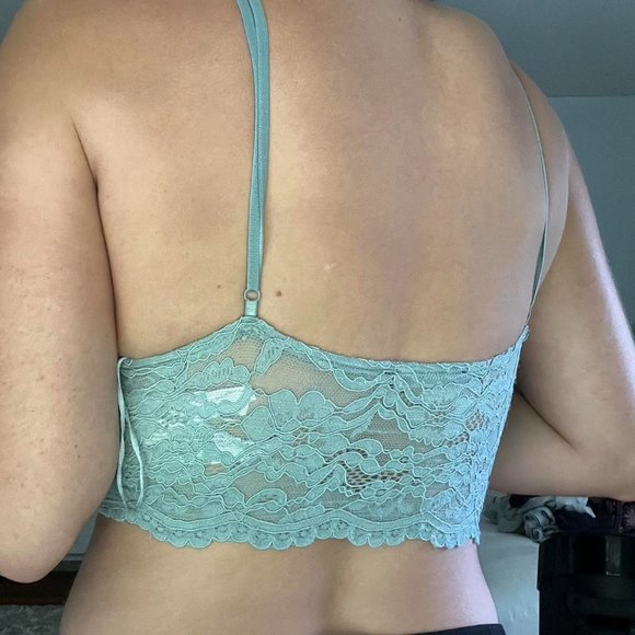 Turquoise Lace Zara Crop Top - Picture 2 of 4